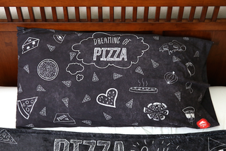 Illustration for article titled You're Definitely Going to Fuck a Man Wearing Pizza Hut's 'Hut Swag,' and Here's How